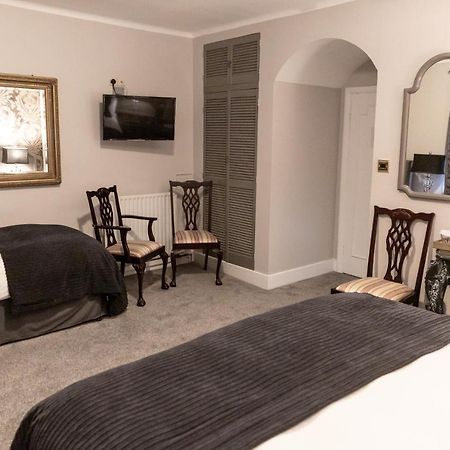 Aaron Court B&B Dublin Bagian luar foto